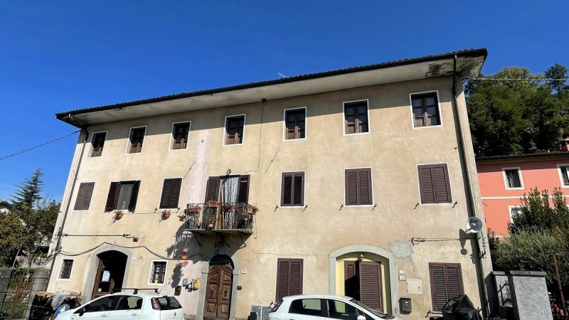 Apartment in Barga