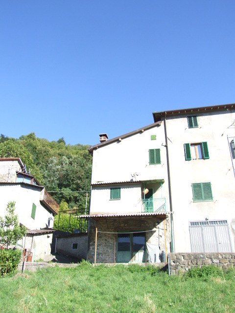 Casa di campagna a Piazza al Serchio