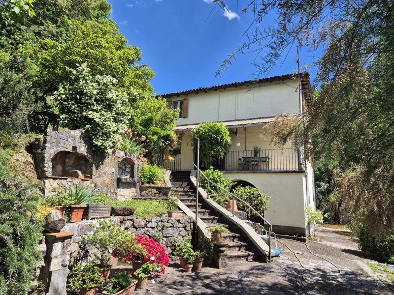 Huis op het platteland in Fosciandora