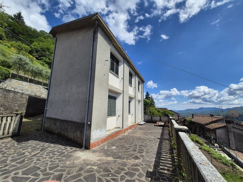 Casa di campagna a San Romano in Garfagnana