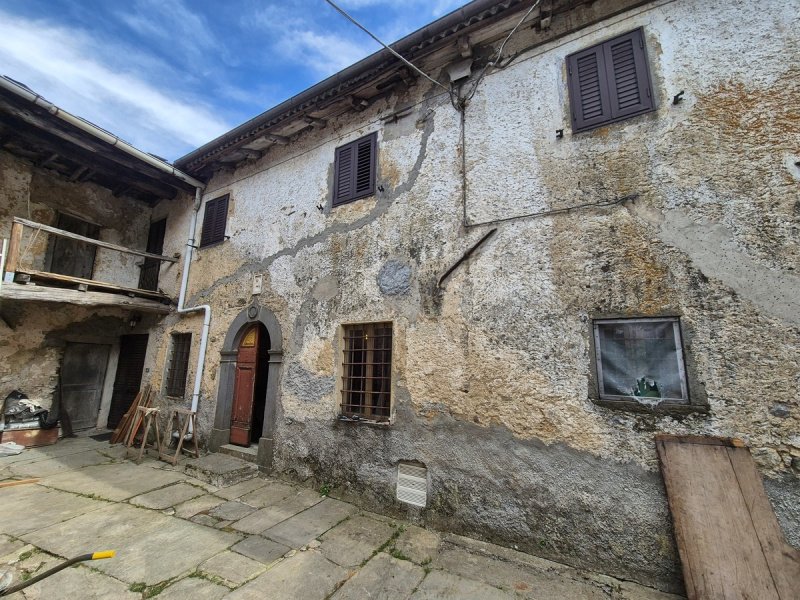 Semi-detached house in Careggine