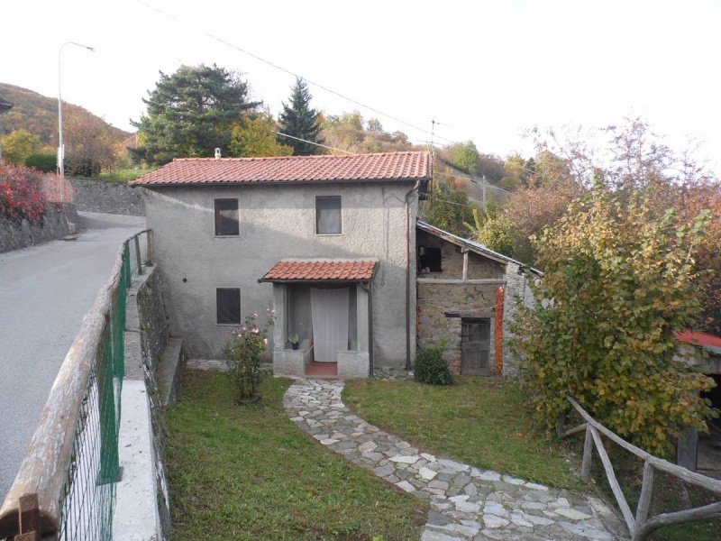 Casa di campagna a Castelnuovo di Garfagnana