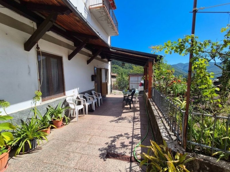 Huis in Vagli Sotto