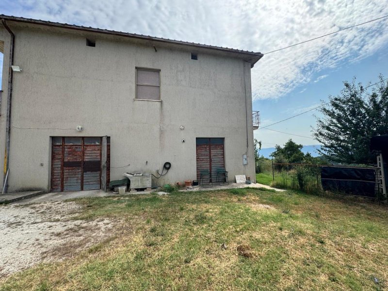 Casa indipendente a Bevagna