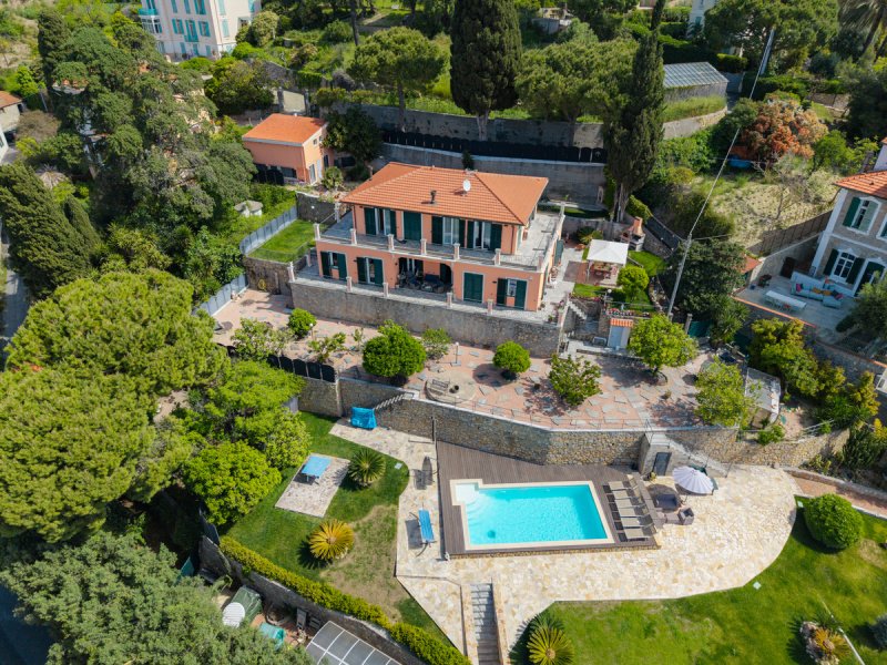 Moradia em Bordighera