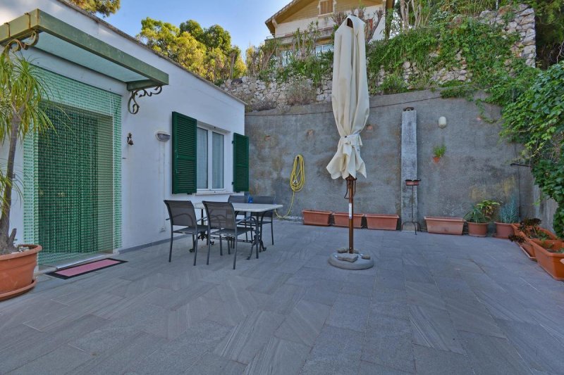 奥斯佩达莱蒂公寓