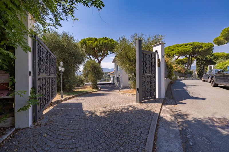 Moradia em Bordighera