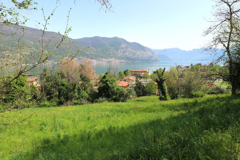 Building plot in Iseo