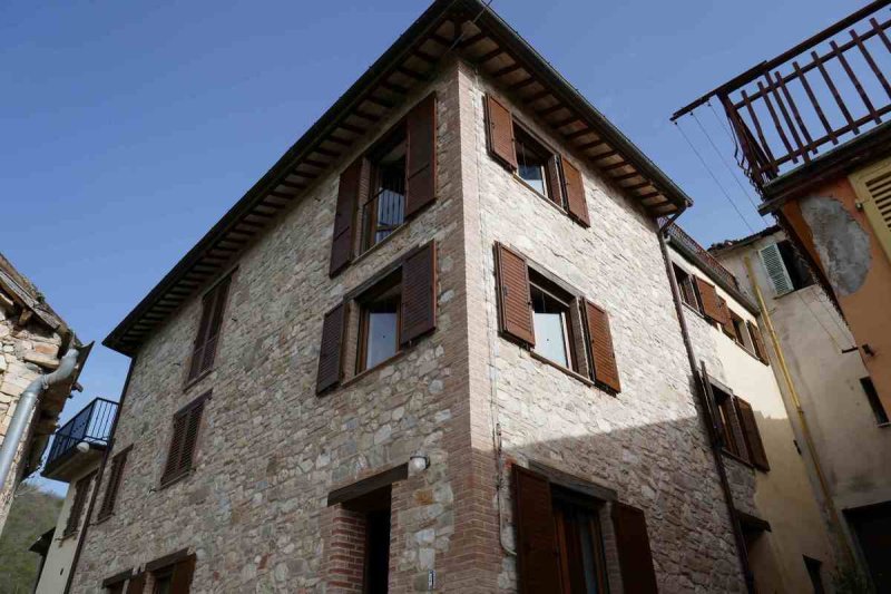 Cielo/Tierra en Amandola