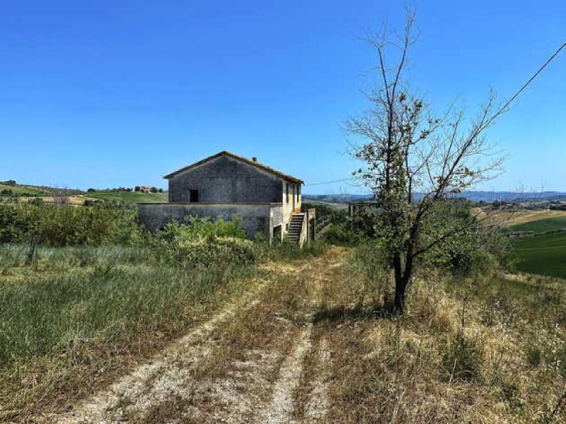 Hus på landet i Appignano del Tronto