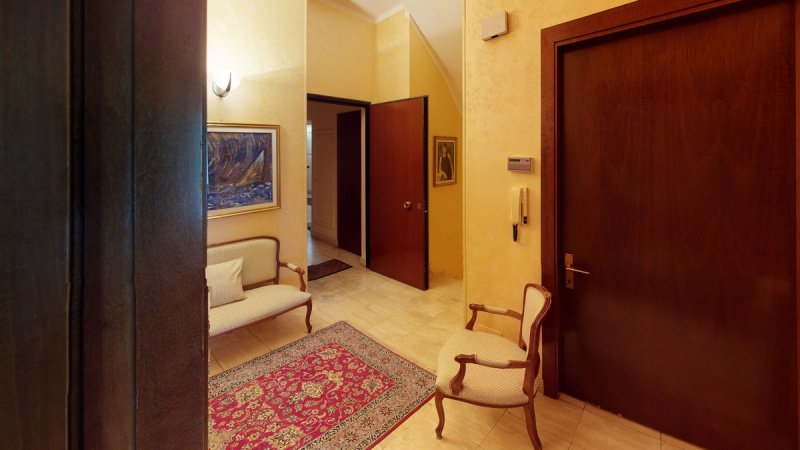 Historisch appartement in Offida
