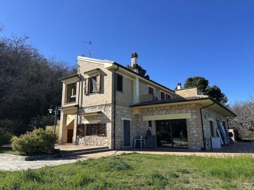 Casa de campo em Ripatransone