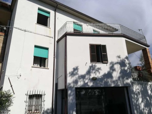 Half-vrijstaande woning in Gualdo Cattaneo