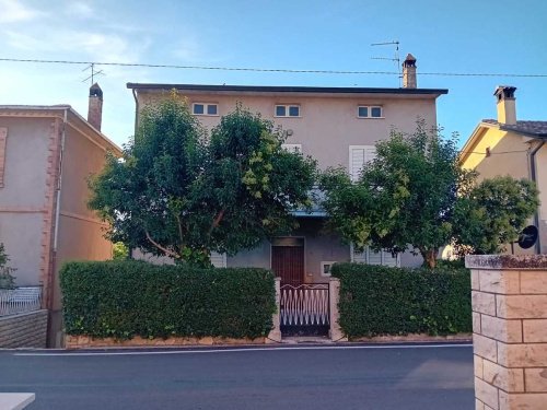 Detached house in Gualdo Cattaneo