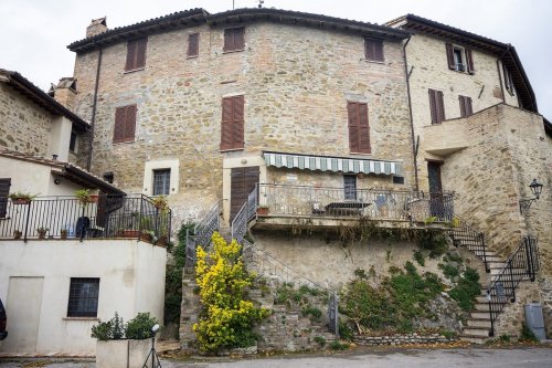 Top-to-bottom house in Marsciano