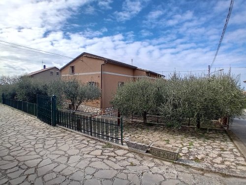 Detached house in Gualdo Cattaneo