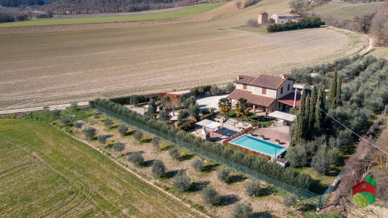Klein huisje op het platteland in Marsciano