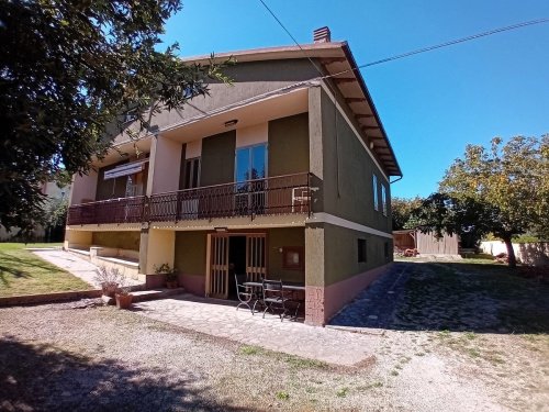 Casa indipendente a Gualdo Cattaneo
