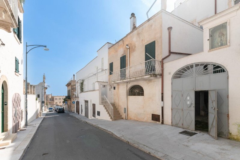 Teto/Chão em Ostuni