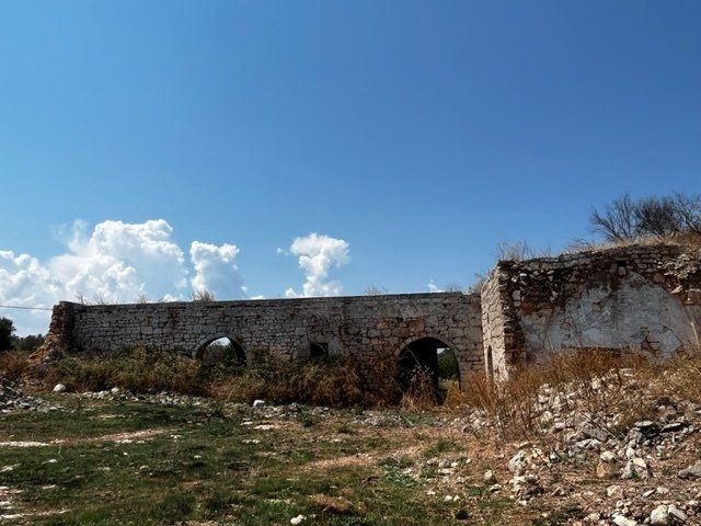 卡罗维尼奥石砌农庄