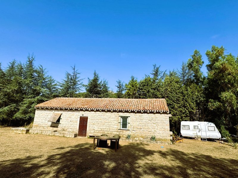 Huis op het platteland in Luras