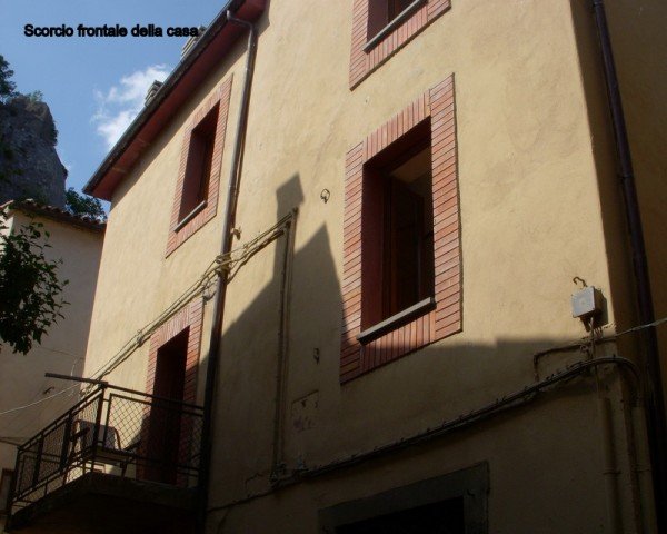 Hus i Roccalbegna