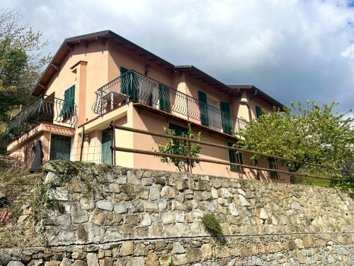 Villa i Dolceacqua