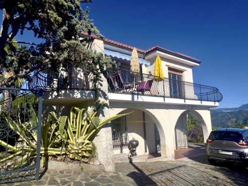 Villa i Camporosso
