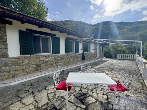 Maison de campagne à Apricale