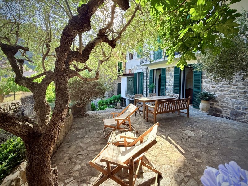 Apartment in Dolceacqua