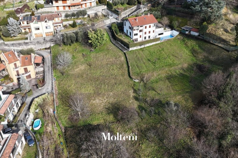 Bouwgrond in Mandello del Lario