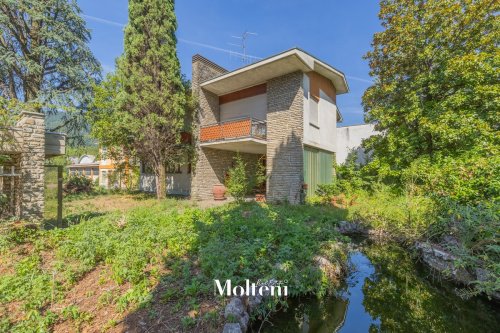 Villa à Vercurago