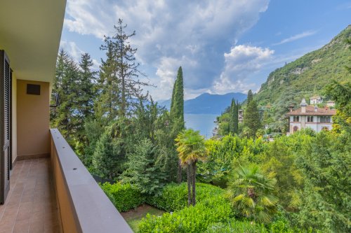 Apartment in Lierna