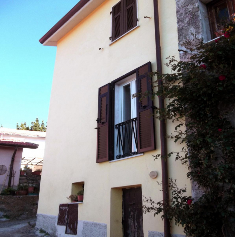 Huis in Calice al Cornoviglio