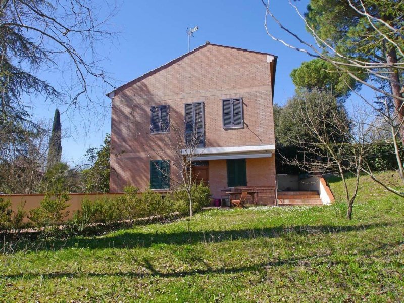 House in Castelnuovo Berardenga