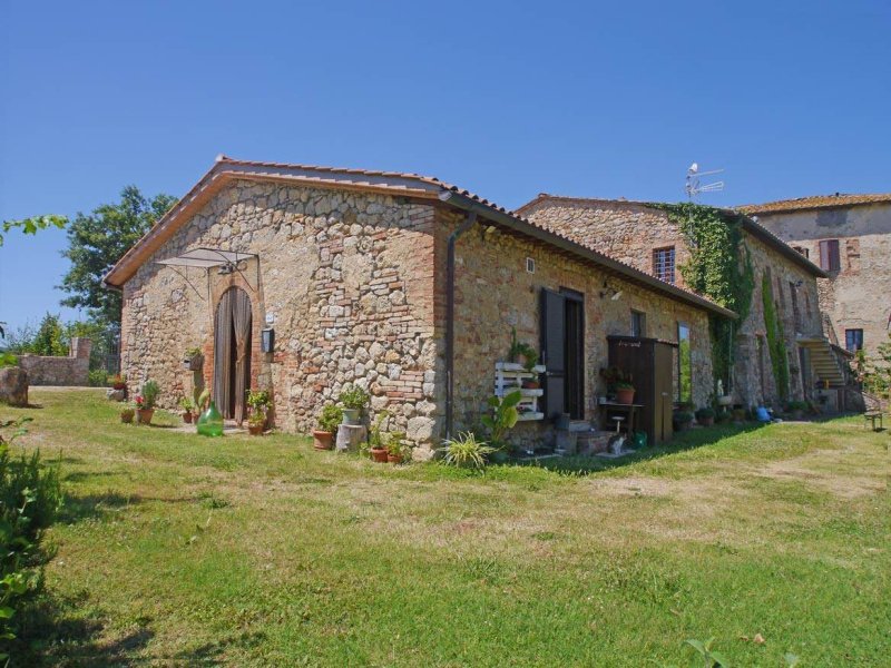 Woonboerderij in Monteroni d'Arbia