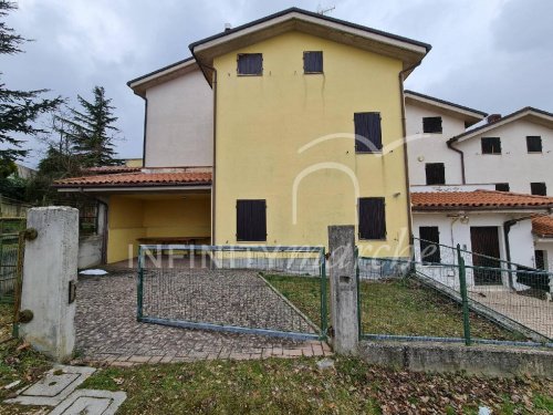 Detached house in Sarnano