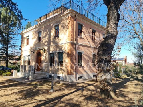 Detached house in Appignano