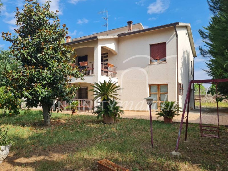 Casa independiente en Montecosaro