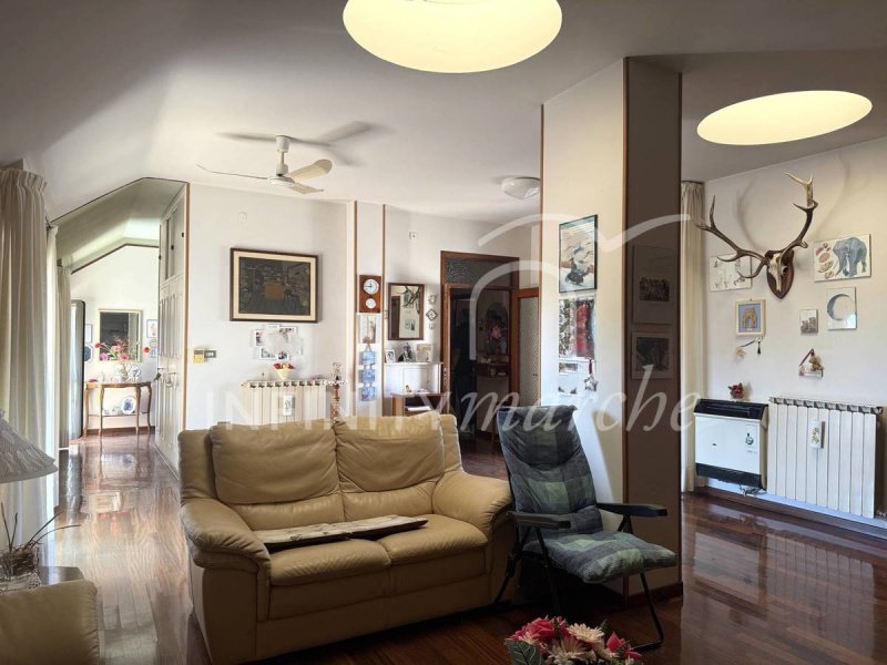 Apartamento em Morrovalle