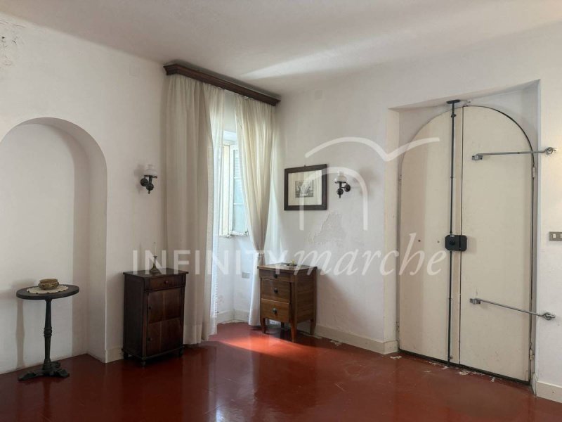 Palazzo a Cossignano