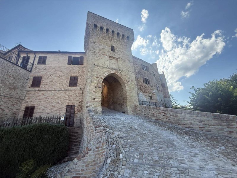 Palazzo a Cossignano