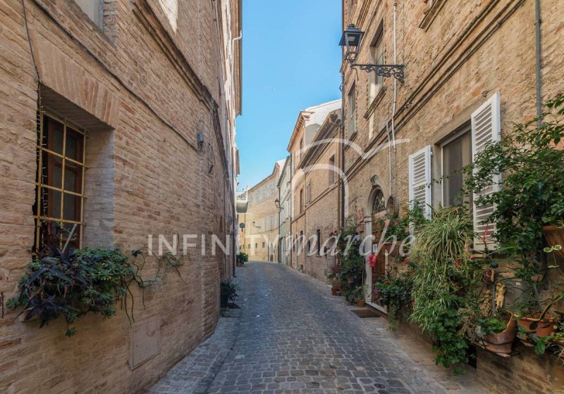 Palats i Montefiore dell'Aso