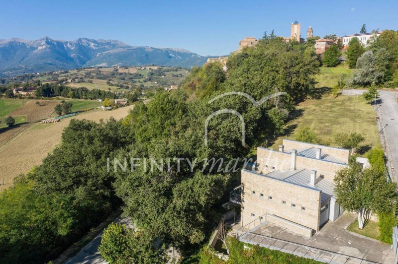 Maison individuelle à Gualdo
