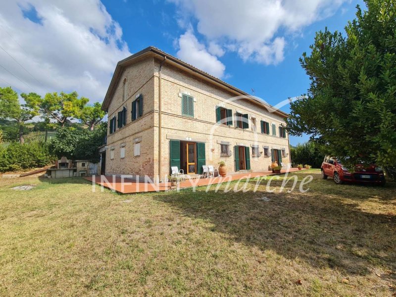 Casa de campo em Altidona