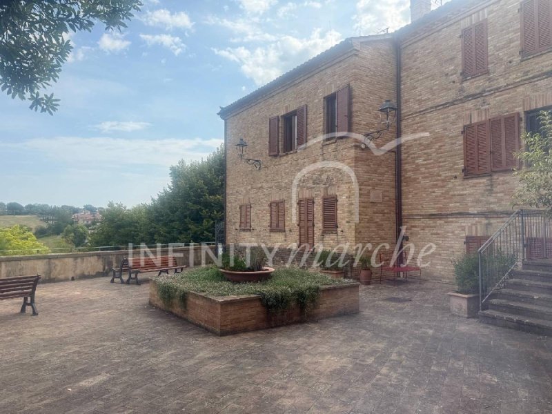 Villa i Montecassiano