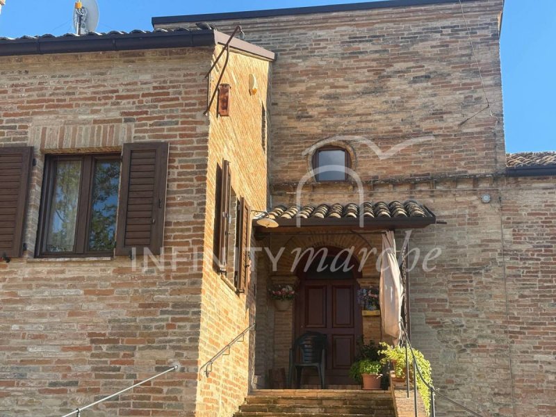 Casa indipendente a Falerone