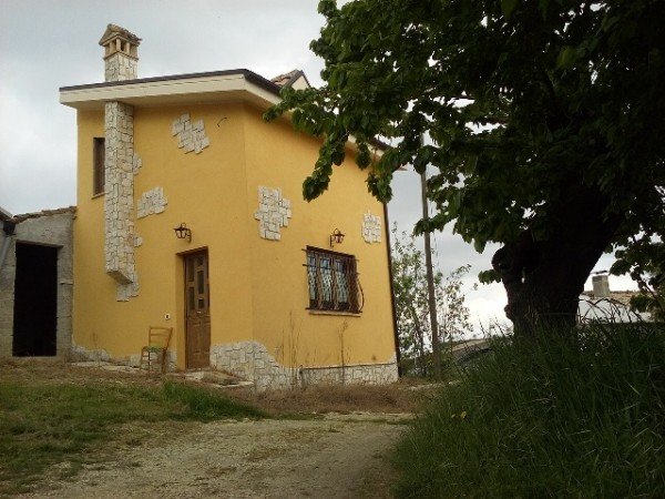 House in Civitella Casanova