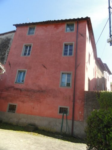 Casa en Borgo a Mozzano
