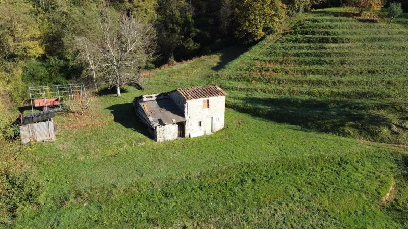 Huis in Borgo a Mozzano